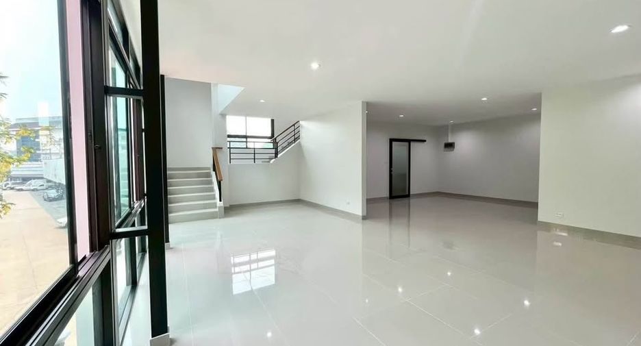 For rent 2 bedrooms office in Mueang Chiang Mai, Chiang Mai