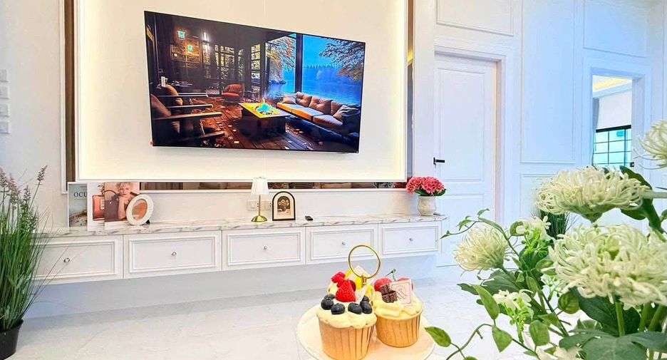 À vendre 4 chambres villa à Bang Lamung, Chonburi