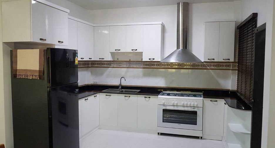 Casa en alquiler de 3 habitaciones en Mueang Chiang Mai, Chiang Mai