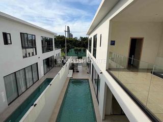 Villa en alquiler de 5 habitaciones en Bang Lamung, Chonburi