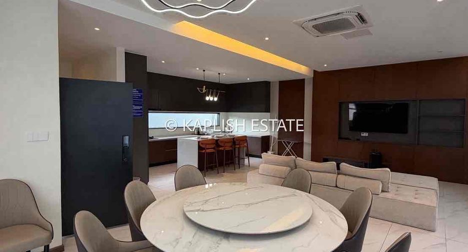 For rent 5 bedrooms villa in Bang Lamung, Chonburi