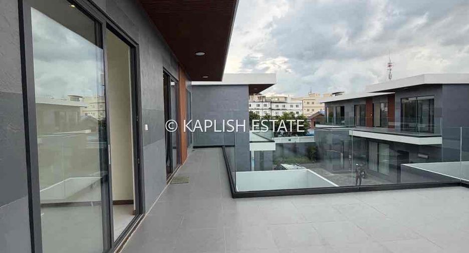 For rent 5 bedrooms villa in Bang Lamung, Chonburi