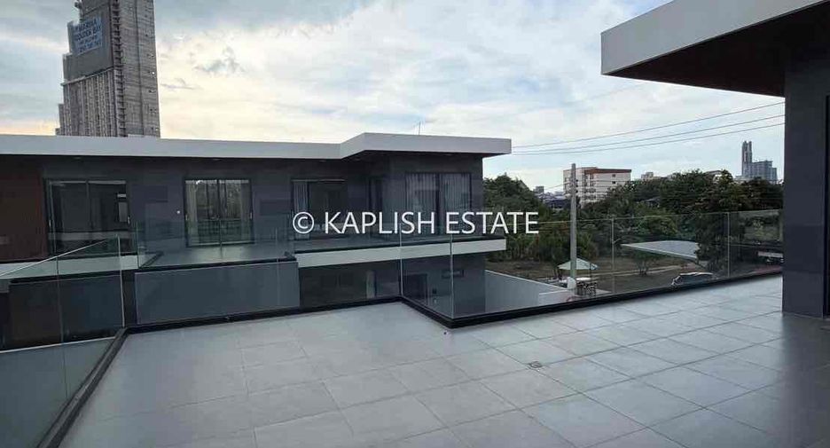 For rent 5 bedrooms villa in Bang Lamung, Chonburi