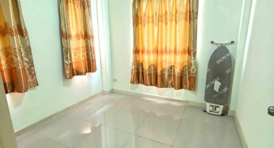 À vendre 4 chambres maison à Bang Phli, Samut Prakan