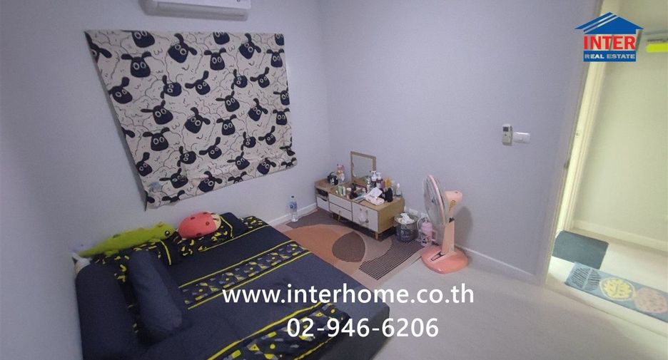 Casa adosada en venta de 4 habitaciones en Mueang Pathum Thani, Pathum Thani