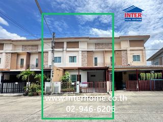Casa adosada en venta de 4 habitaciones en Lam Luk Ka, Pathum Thani