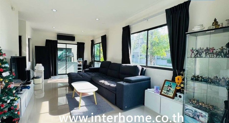 À vendre 3 chambres maison à Phra Samut Chedi, Samut Prakan