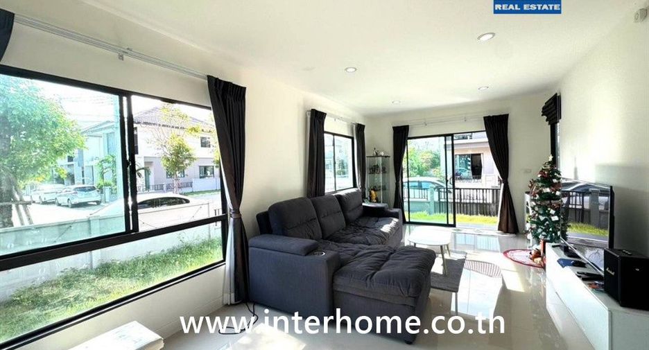 À vendre 3 chambres maison à Phra Samut Chedi, Samut Prakan