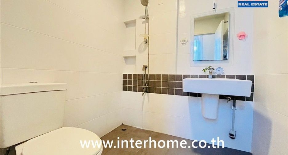 For sale 4 bedrooms townhouse in Bang Phli, Samut Prakan