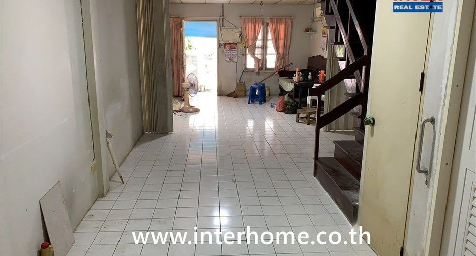 For sale 2 bedrooms townhouse in Bang Khen, Bangkok