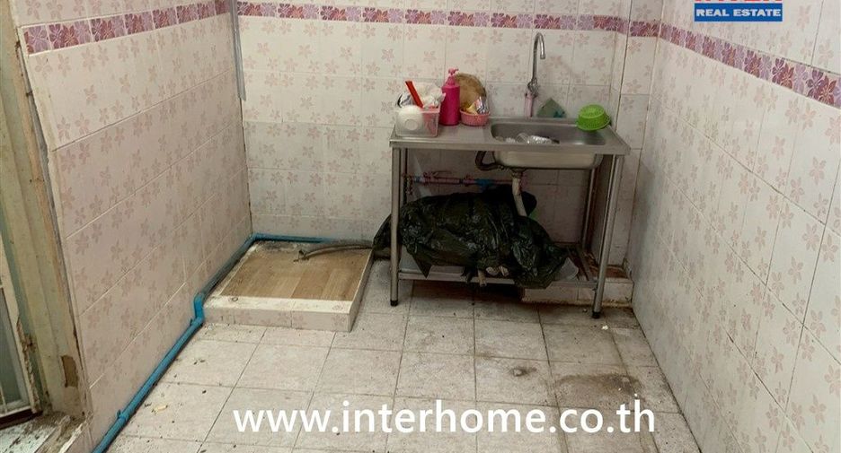 For sale 2 bedrooms townhouse in Bang Khen, Bangkok