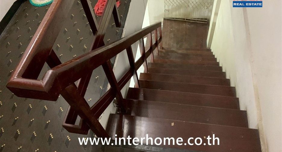 For sale 2 bedrooms townhouse in Bang Khen, Bangkok
