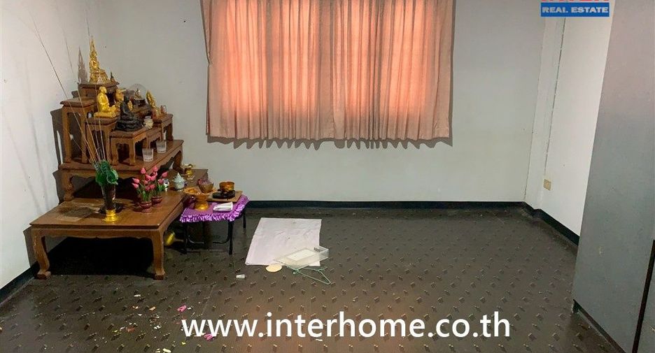 For sale 2 bedrooms townhouse in Bang Khen, Bangkok