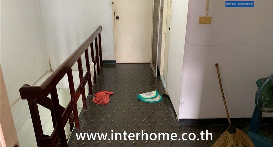 For sale 2 bedrooms townhouse in Bang Khen, Bangkok