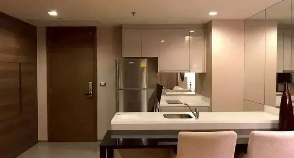 For rent and for sale 1 bed condo in Sathon, Bangkok