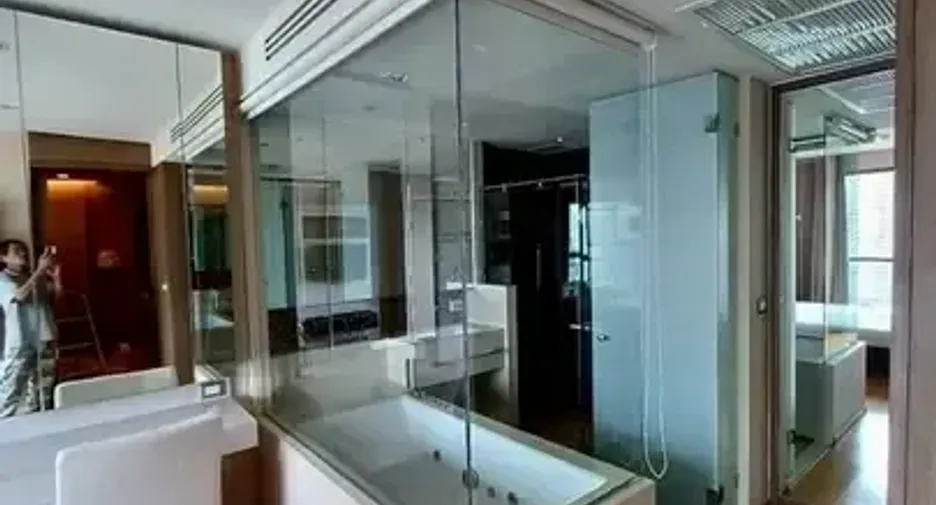 For rent and for sale 1 bed condo in Sathon, Bangkok