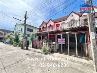 For sale 2 ベッドルーム townhouse in Saphan Sung, Bangkok