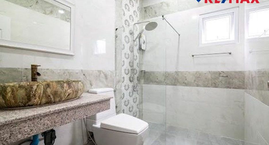 À vendre 3 chambres maison à Bang Lamung, Chonburi