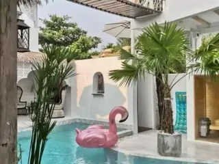 Haus zum Kauf mit 7 Zimmer in Yan Nawa, Bangkok