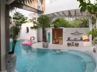 Haus zum Kauf mit 7 Zimmer in Yan Nawa, Bangkok