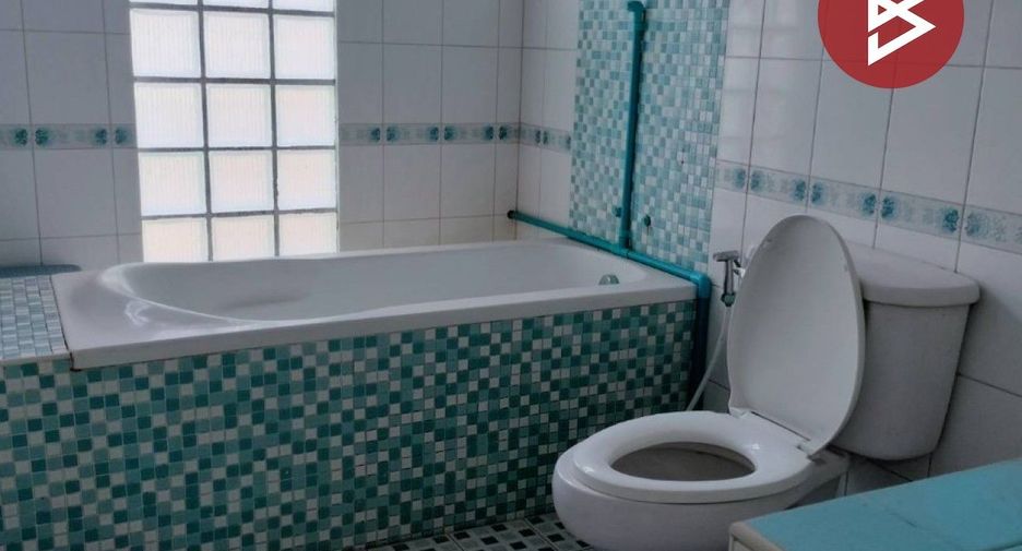 For sale 3 bedrooms house in Mueang Phitsanulok, Phitsanulok