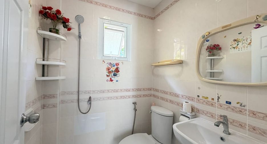 À vendre 5 chambres villa à Bang Lamung, Chonburi