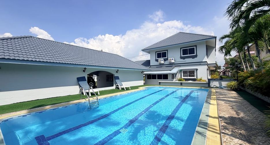 À vendre 5 chambres villa à Bang Lamung, Chonburi