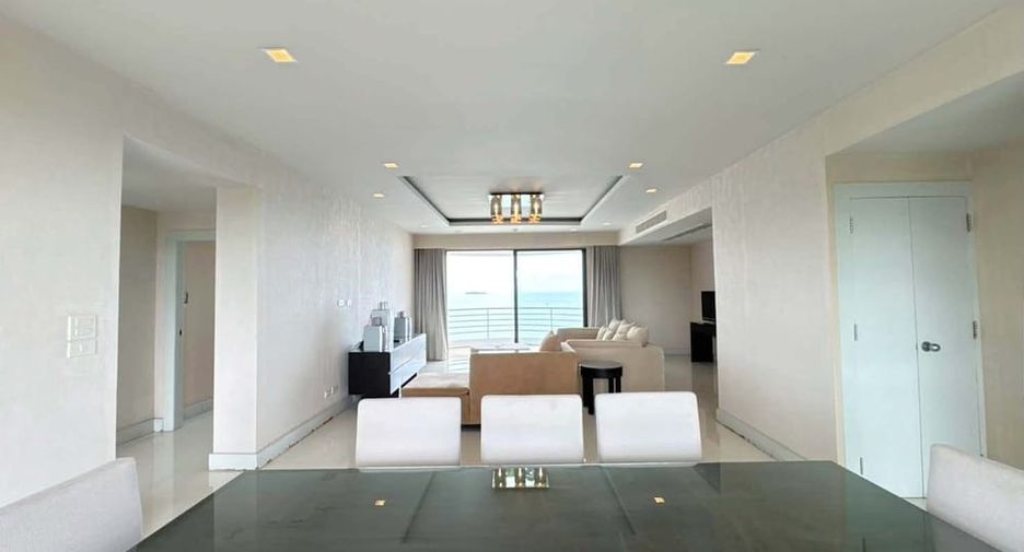For sale 3 bedrooms condo in Bang Lamung, Chonburi