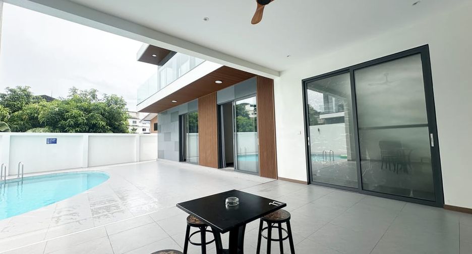 For rent 7 bedrooms villa in Bang Lamung, Chonburi