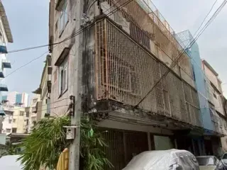 For sale retail Space in Bang Rak, Bangkok