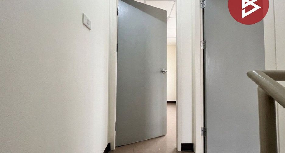 For sale 2 bedrooms townhouse in Lam Luk Ka, Pathum Thani