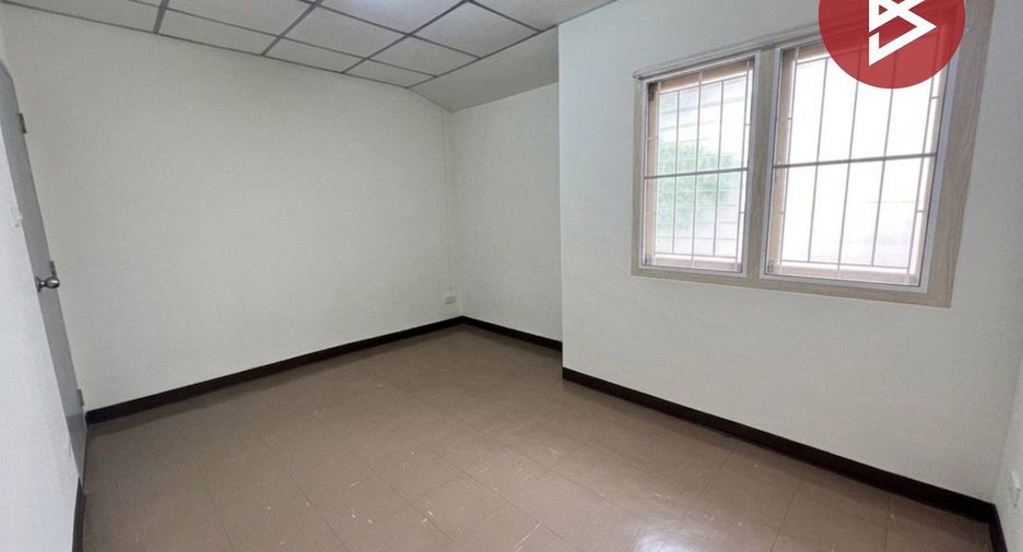 For sale 2 bedrooms townhouse in Lam Luk Ka, Pathum Thani