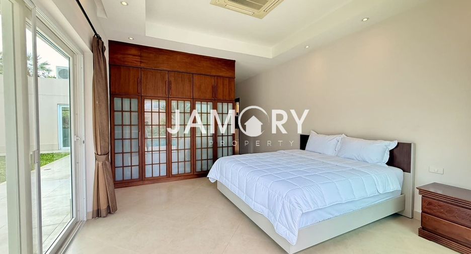 For rent 3 bedrooms house in Bang Lamung, Chonburi