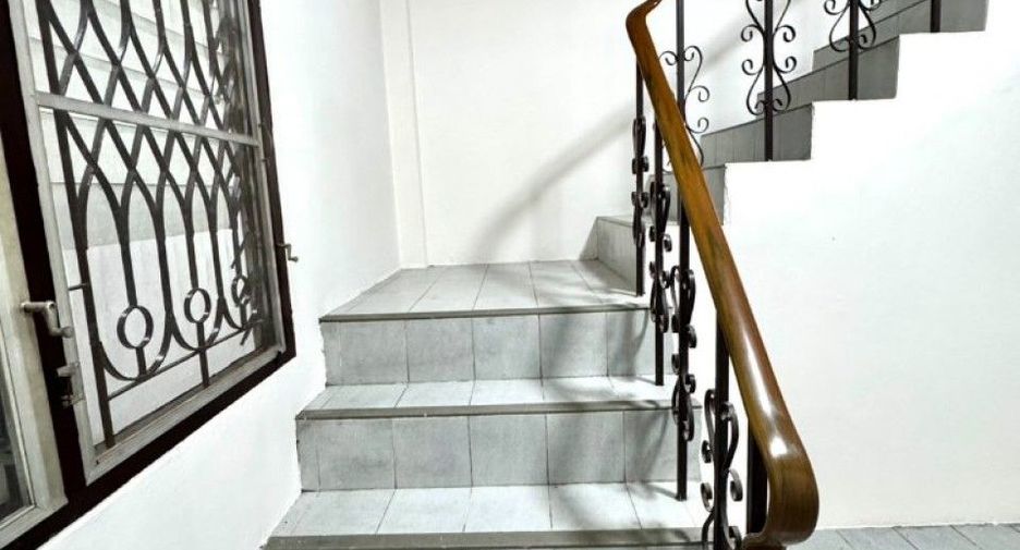 For sale 2 bedrooms townhouse in Don Mueang, Bangkok