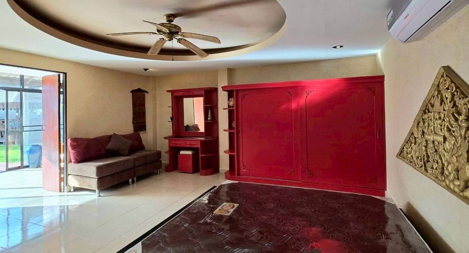For rent 2 bedrooms villa in Bang Lamung, Chonburi