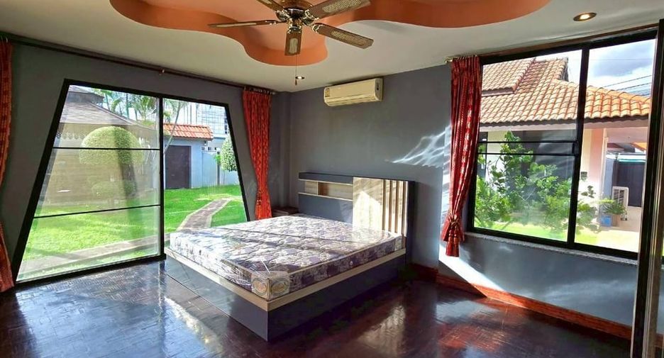 For rent 2 bedrooms villa in Bang Lamung, Chonburi