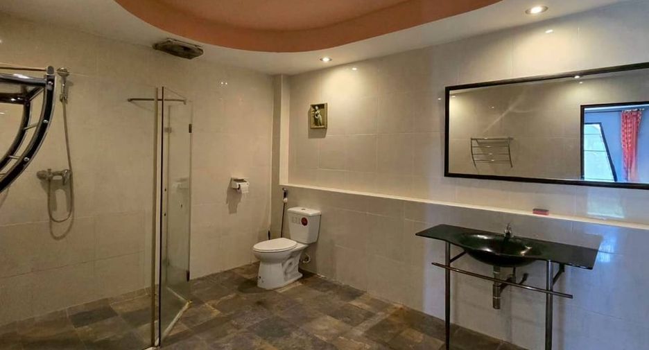 For rent 2 bedrooms villa in Bang Lamung, Chonburi