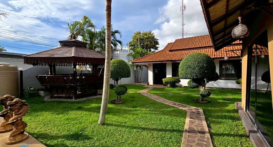 For rent 2 bedrooms villa in Bang Lamung, Chonburi