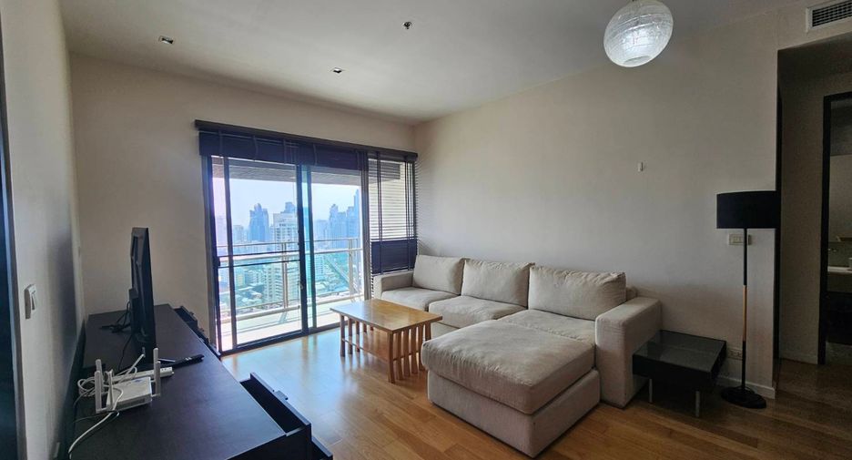 For rent 2 bedrooms condo in Khlong Toei, Bangkok