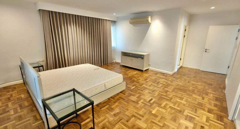 For rent 3 ベッドルーム condo in Watthana, Bangkok