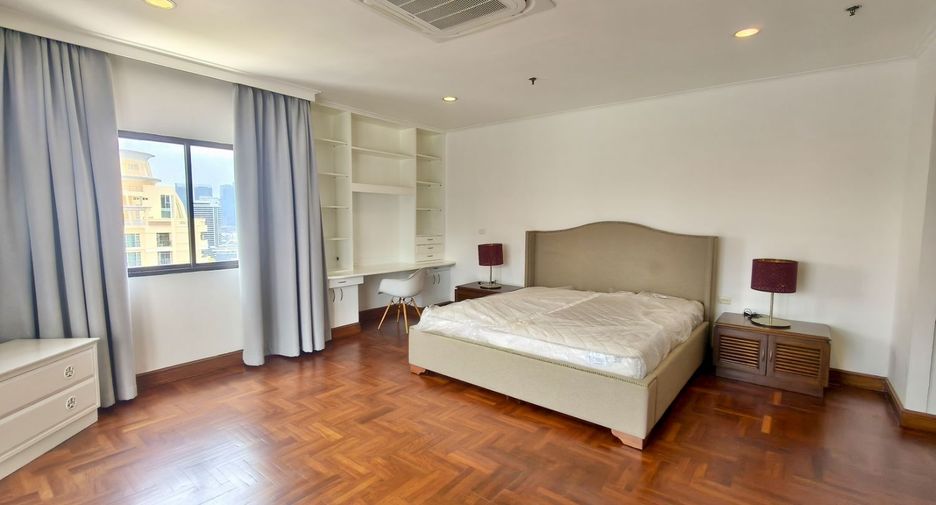 For rent 3 ベッドルーム condo in Watthana, Bangkok