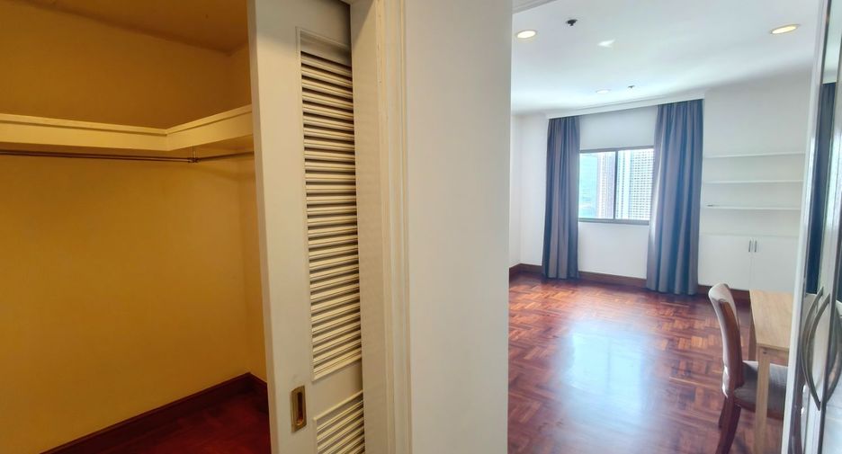 For rent 3 ベッドルーム condo in Watthana, Bangkok