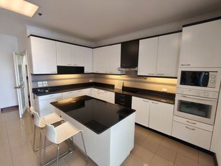 For rent 3 ベッドルーム condo in Watthana, Bangkok