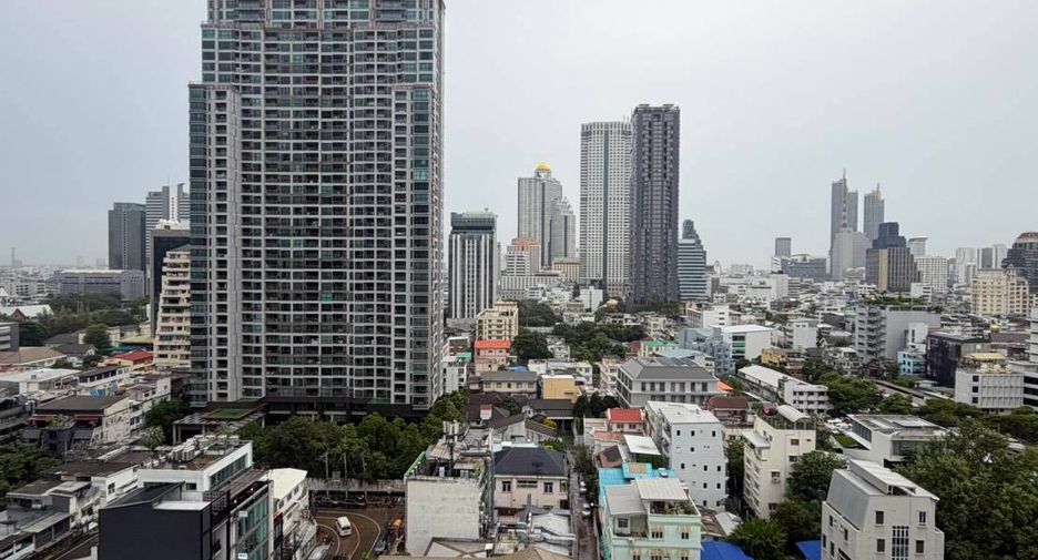 For sale 1 bed condo in Sathon, Bangkok