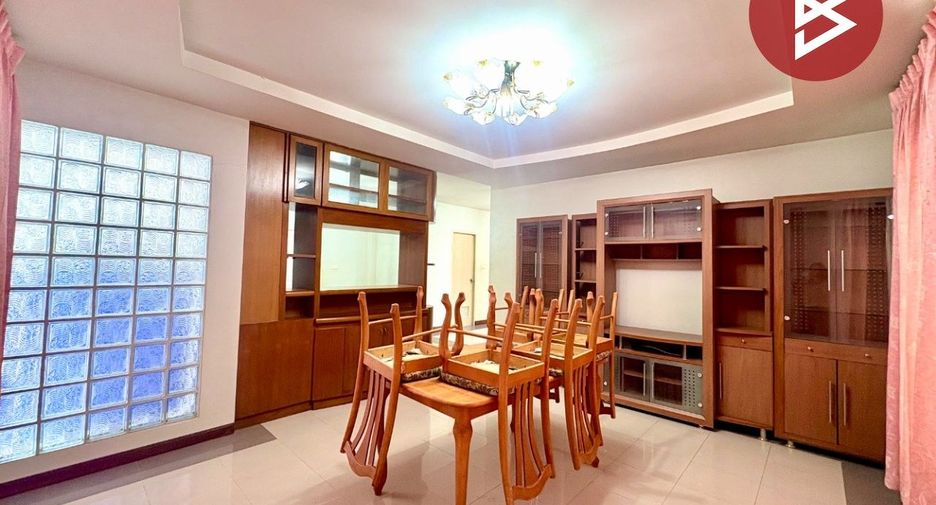 Haus zum Kauf mit 3 Zimmer in Takhli, Nakhon Sawan