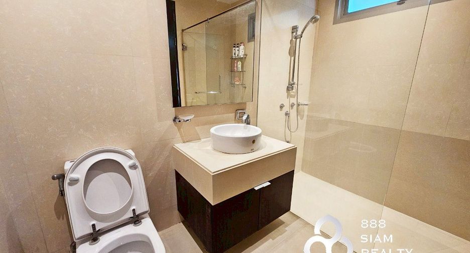 For rent and for sale 2 bedrooms condo in Khlong Toei, Bangkok
