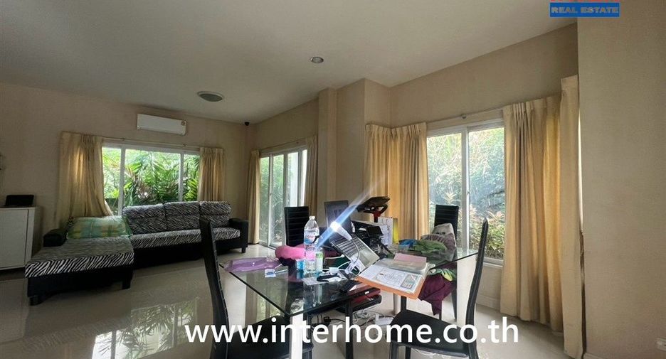 For sale 3 bedrooms house in Mueang Nonthaburi, Nonthaburi
