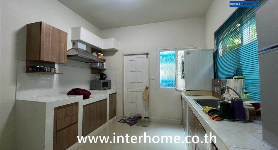 For sale 3 bedrooms house in Mueang Nonthaburi, Nonthaburi