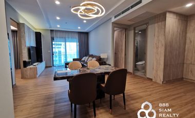 For rent 2 bedrooms condo in Khlong Toei, Bangkok