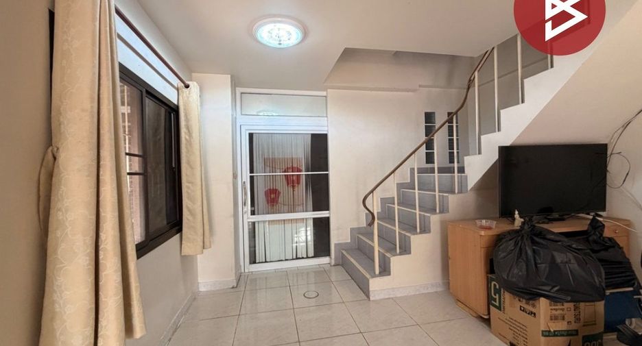 For sale 2 bedrooms townhouse in Mueang Chachoengsao, Chachoengsao